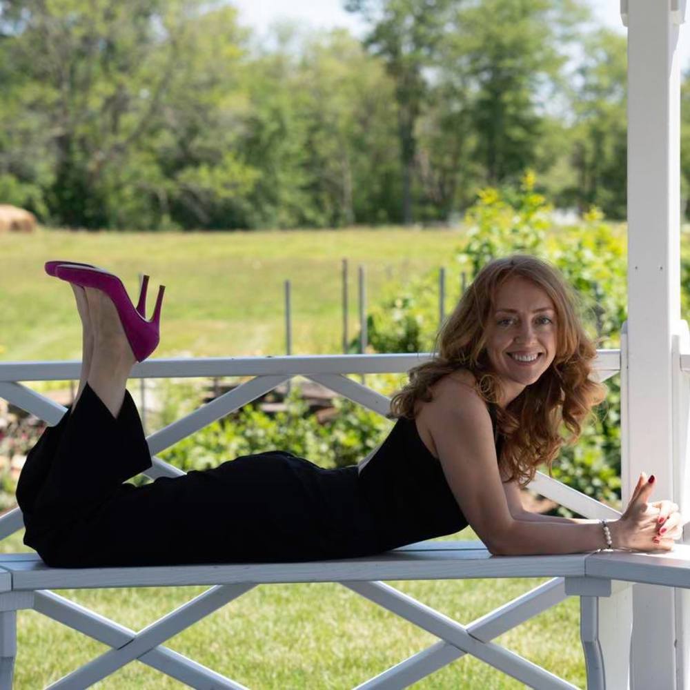 Meet your Posher, Elena